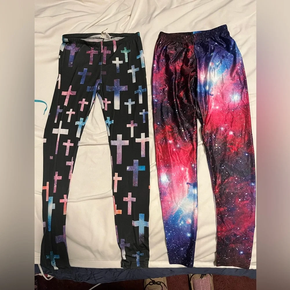 Sale! 4 for $20! Galaxy & cross leggings - Picture 1 of 7